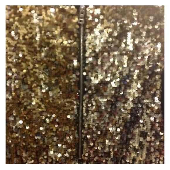 Alice + Olivia Camisole Gold Sequin Sleeveless top, size S/P - Picture 7 of 16